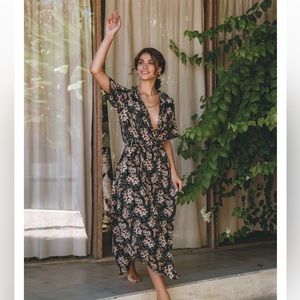 Aura, Étoile Midi Dress